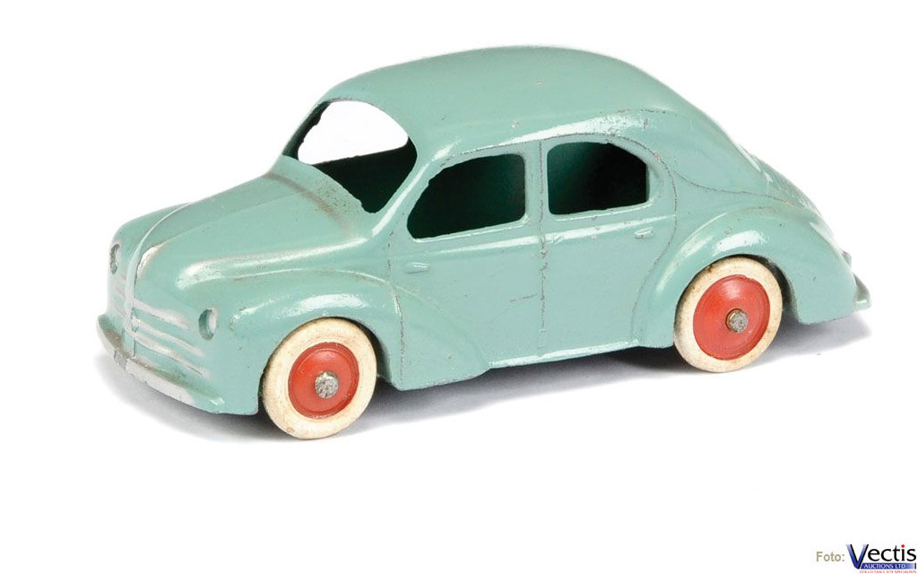 3/48 RENAULT 4CV (TRES BARRAS)