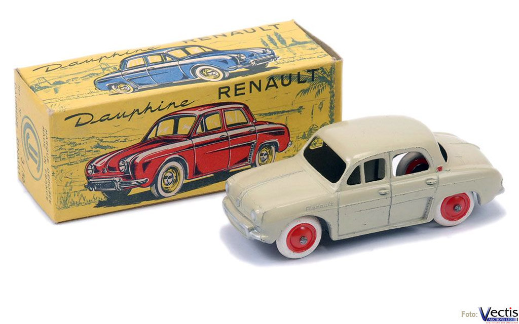 3/56 RENAULT DAUPHINE