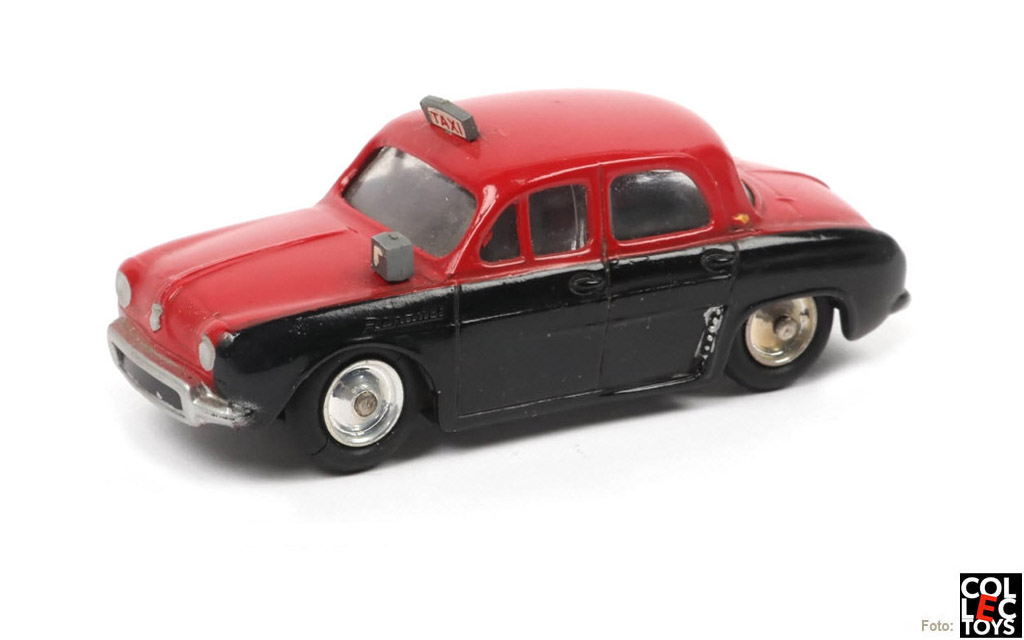 3/56-T RENAULT DAUPHINE TAXI