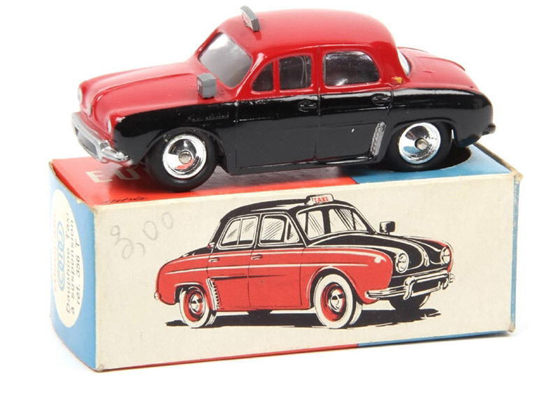 3/56-T RENAULT DAUPHINE TAXI
