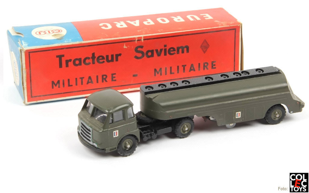 4/68 SAVIEM JL20 CISTERNA MILITAR
