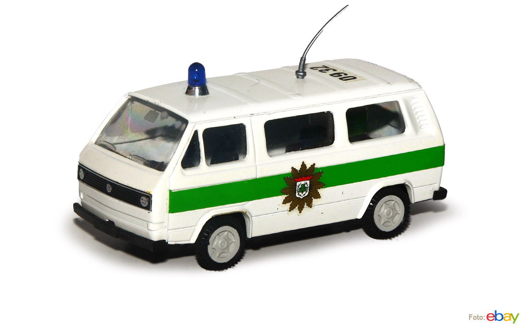 GAMA REF.1202 VW POLICÍA