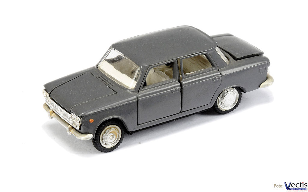 Ref 6: Fiat 1500