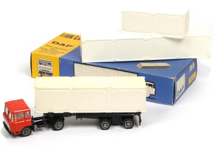 Ref.57 DAF 2600 PORTA CONTENEDORES Ref.57 DAF 2600 PORTA CONTENEDORES