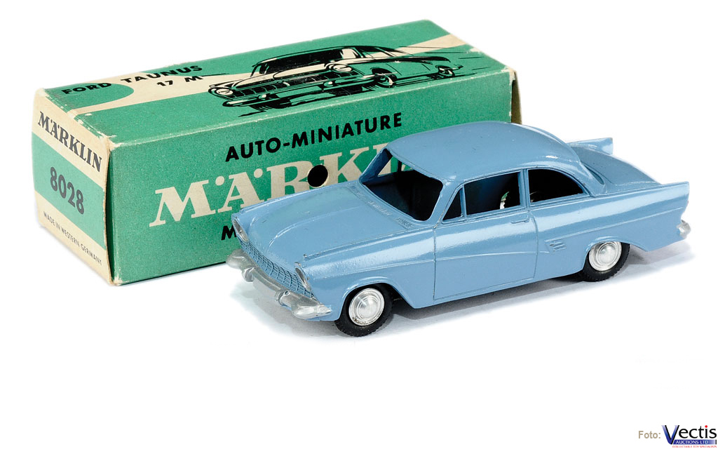 8028 FORD TAUNUS 17M (UN COLOR)
8028 FORD TAUNUS 17M (UN COLOR)