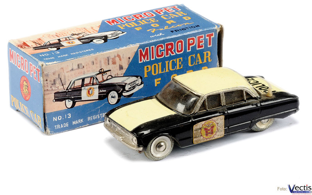 NO.13 FORD FALCON POLICA