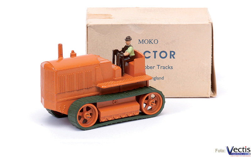 TRACTOR 