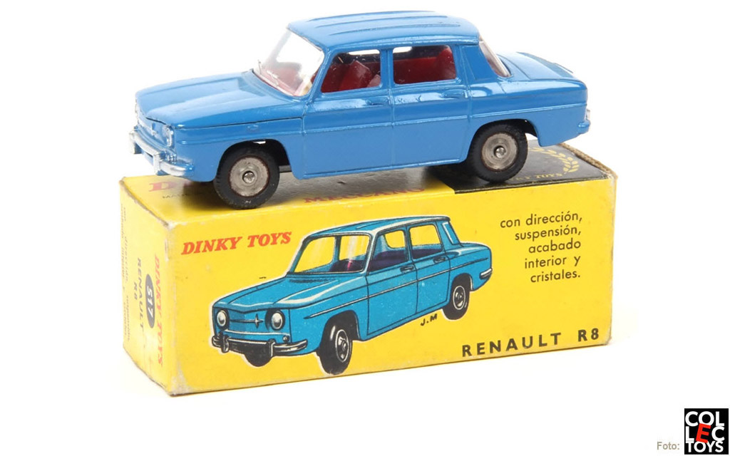 517 RENAULT 8
